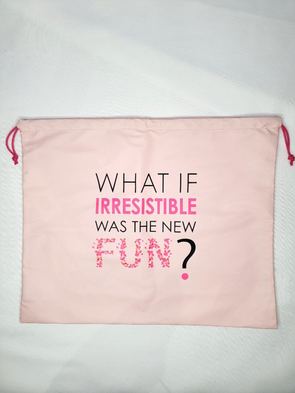 Limited Edition GWP Live Irresistible Givenchy Parfums Drawstring Pouch